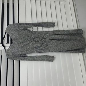 Dex below the knee dress size M